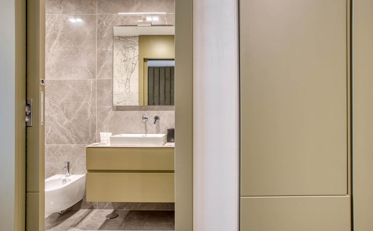 Le Suite Del Corso The Smart Boutique Aparthotel By Ospitami Милано Екстериор снимка