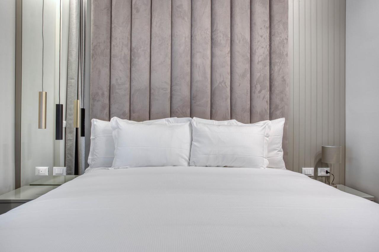 Le Suite Del Corso The Smart Boutique Aparthotel By Ospitami Милано Екстериор снимка