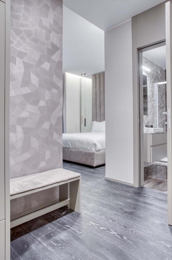 Le Suite Del Corso The Smart Boutique Aparthotel By Ospitami Милано Екстериор снимка