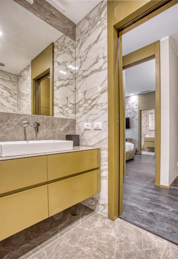 Le Suite Del Corso The Smart Boutique Aparthotel By Ospitami Милано Екстериор снимка
