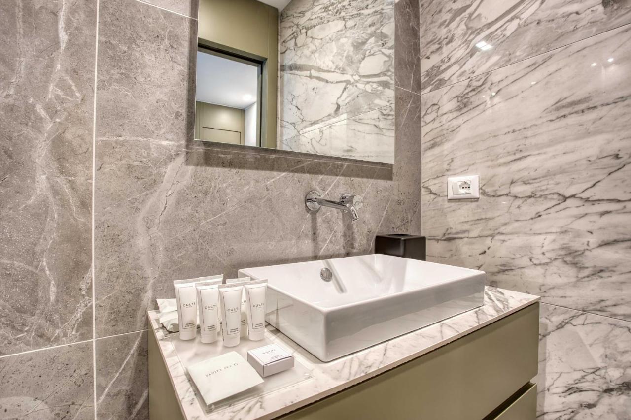 Le Suite Del Corso The Smart Boutique Aparthotel By Ospitami Милано Екстериор снимка