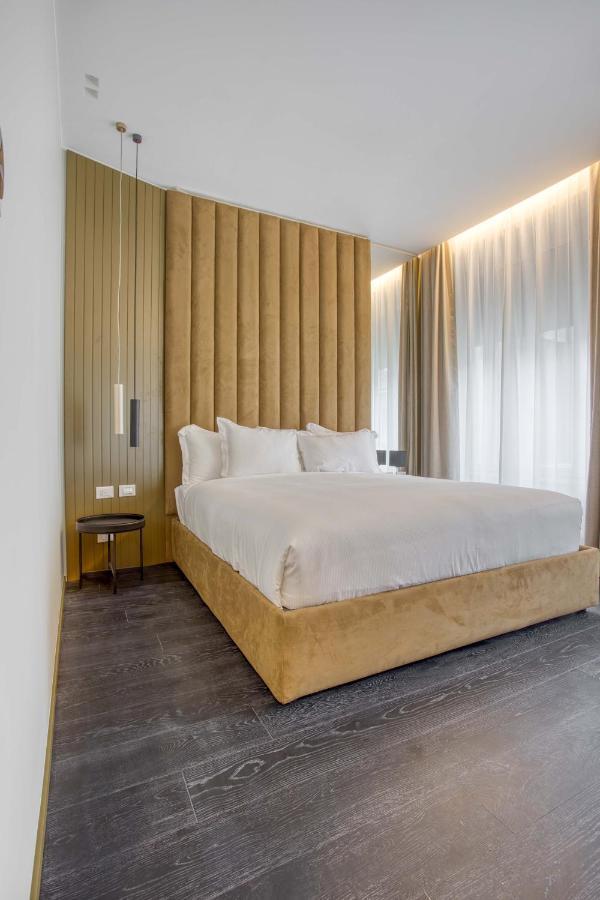 Le Suite Del Corso The Smart Boutique Aparthotel By Ospitami Милано Екстериор снимка